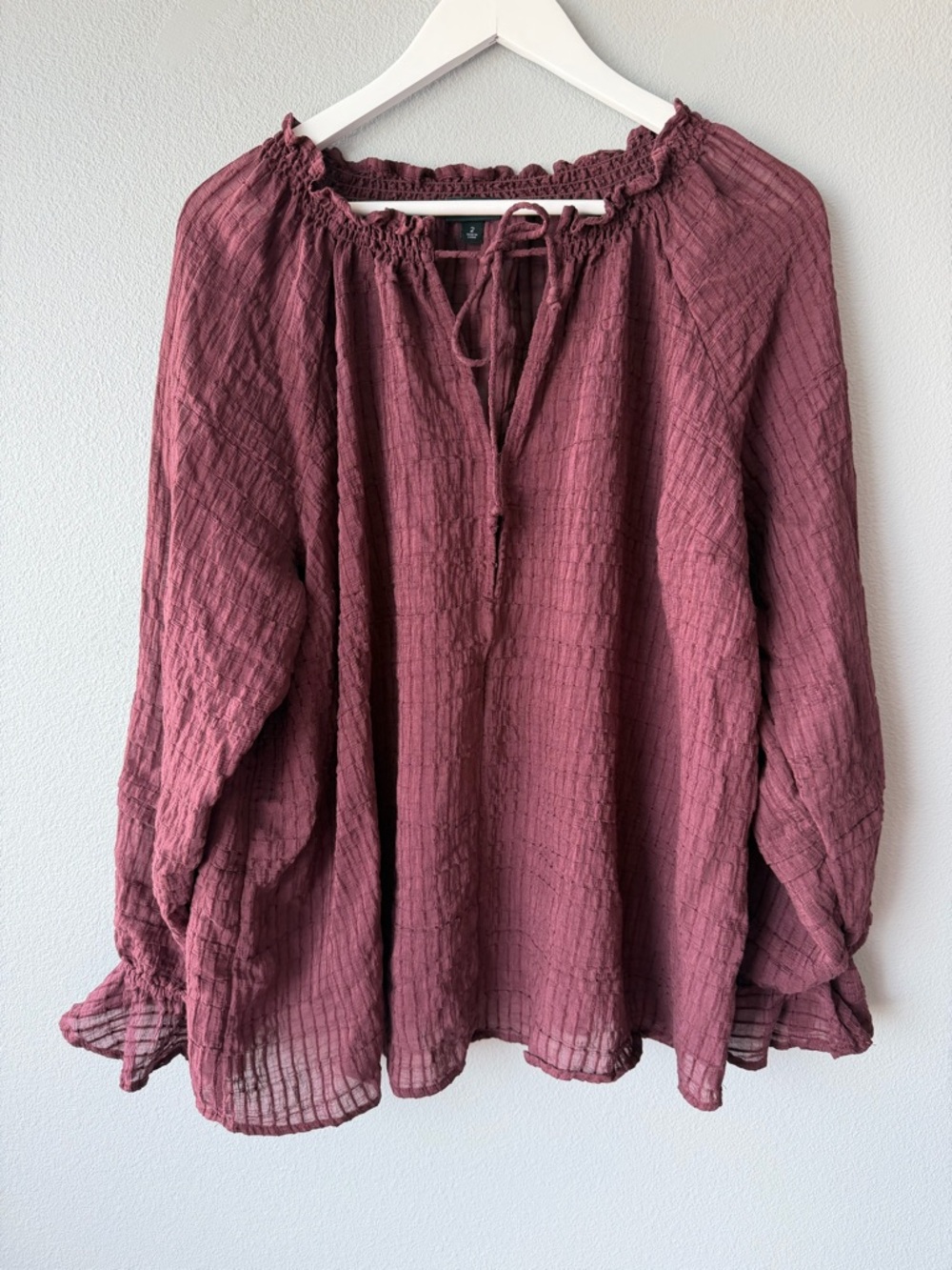 Torrid maroon tie neck flowy puff long sleeve blouse Women’s sz 2X